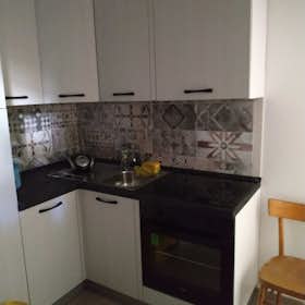 Private room for rent for €280 per month in Turin, Via Urbino