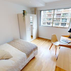 Private room for rent for €832 per month in Paris, Rue Guersant