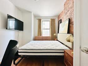 Private room for rent for $1,153 per month in Ridgewood, Myrtle Ave