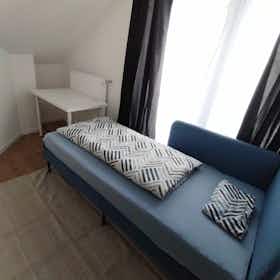Privé kamer te huur voor € 695 per maand in Gauting, Von-Taube-Weg