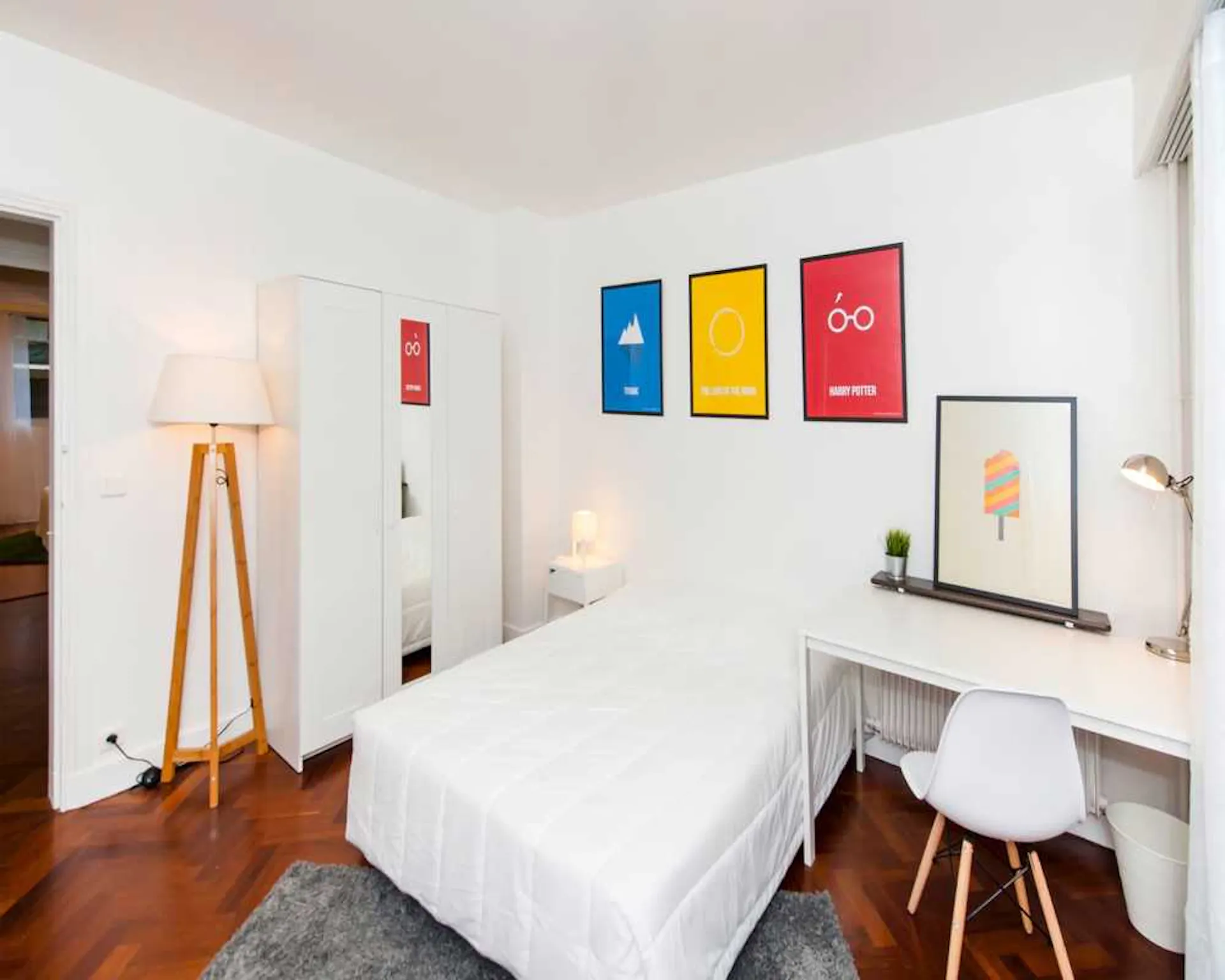 Rue Guersant, Paris preview