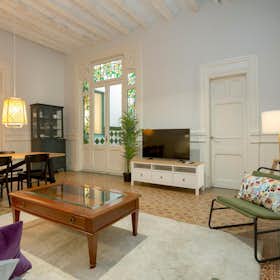 Apartment for rent for €2,600 per month in Barcelona, Carrer de la Princesa