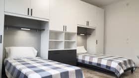 Habitación privada en alquiler por 620 € al mes en Venice, Via Trento