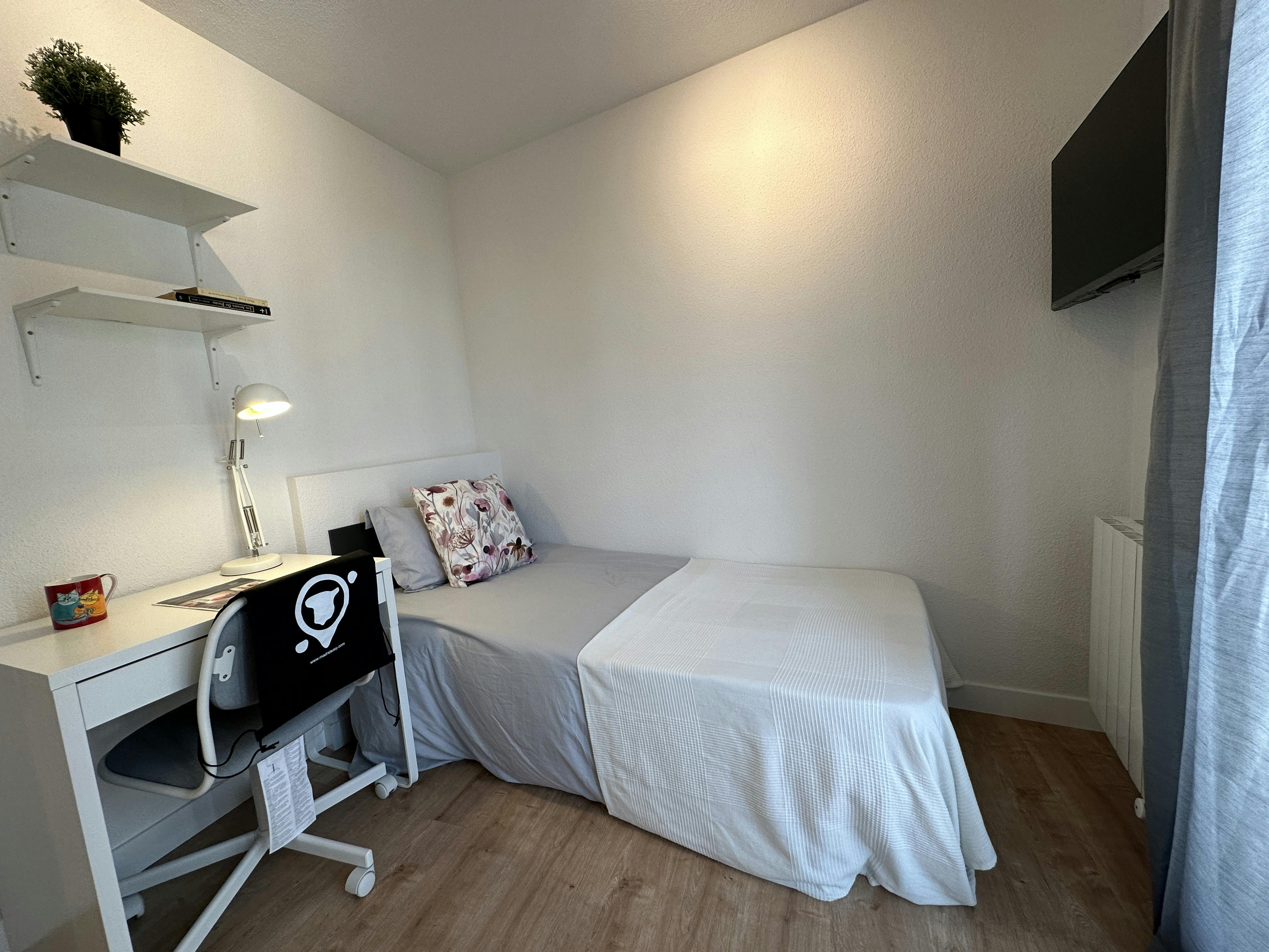 Calle de la Genciana, Madrid preview