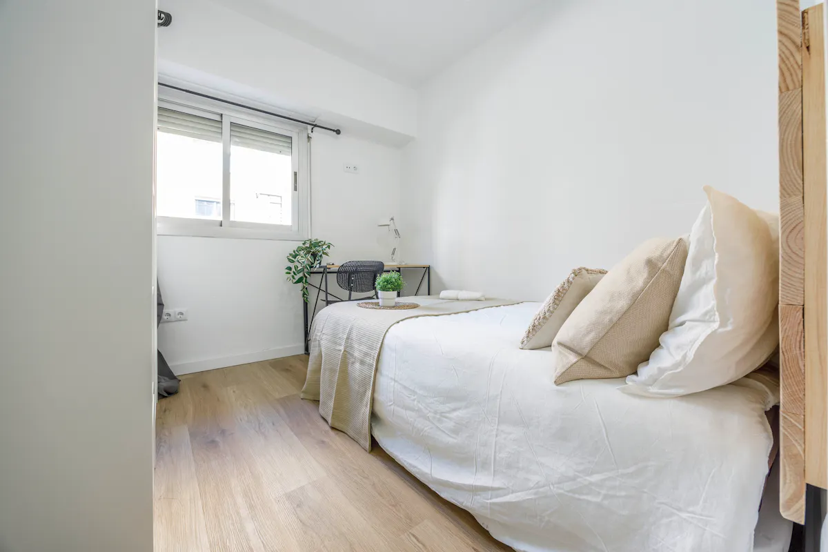 Private room in Carrer del Poeta Mas i Ros, Valencia (1504719) ROOM