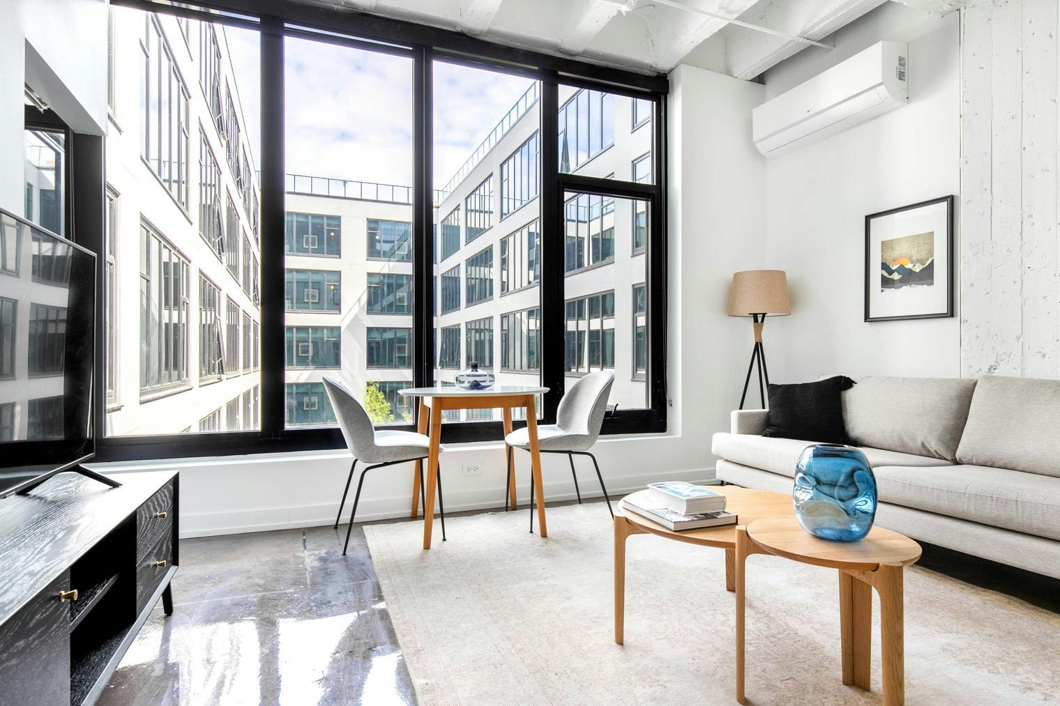 Appartamento in affitto a $8,608 al mese a Chicago, North Broadway