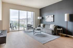 Appartamento in affitto a $1,782 al mese a Oakland, W MacArthur Blvd