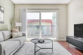 Appartamento in affitto a $2,022 al mese a Woodland Hills, Nevada Ave