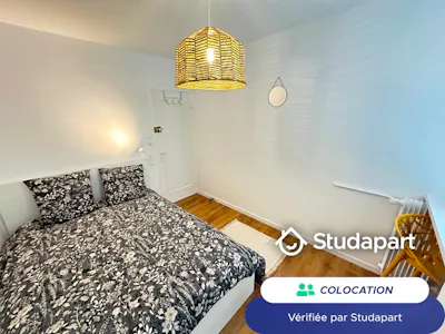 Private room for rent on Rue Paul Décamps, Toulouse