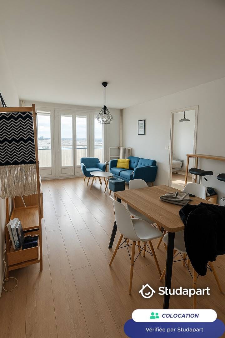 Отдельная комната сдается в аренду за 420 € в месяц в Reims, Rue Émile Zola