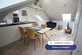 Apartment for rent for €720 per month in Troyes, Rue de la Cité
