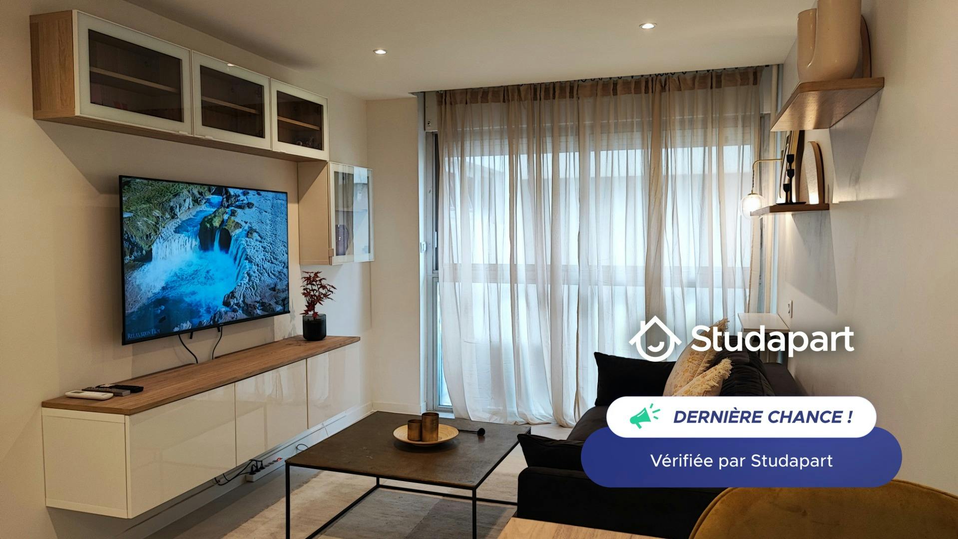 Apartment for rent for €728 per month in Antibes, Chemin de Tanit