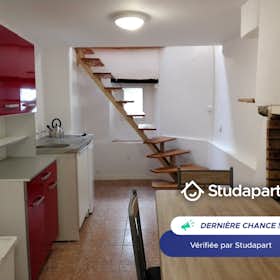 公寓 正在以 €405 的月租出租，其位于 Guilers, Rue de Kerguillo