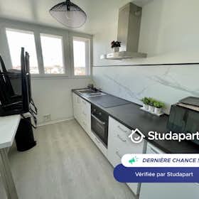 Apartamento for rent for 630 € per month in Reims, Rue de Tahure