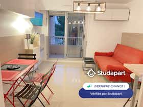 Квартира за оренду для 750 EUR на місяць у Six-Fours-les-Plages, Chemin des Faïsses