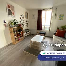 Appartement te huur voor € 400 per maand in Le Havre, Rue Demidoff