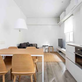 Studio for rent for €1,900 per month in Barcelona, Carrer d'Alcanar