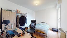 Отдельная комната сдается в аренду за 410 € в месяц в Nantes, Avenue de l'Armorial