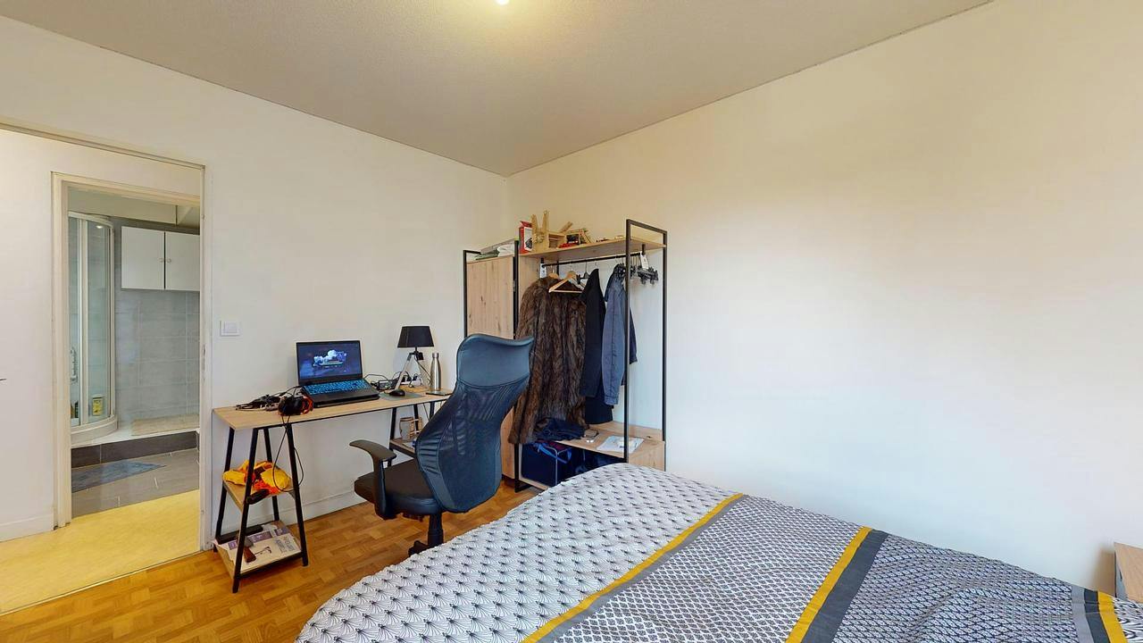 Private room for rent on Avenue de l'Armorial, Nantes - Vue 4