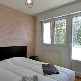 Private room for rent for €470 per month in Strasbourg, Rue Curie