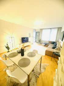 Appartement à louer pour 1 990 €/mois à Munich, Ravensburger Ring