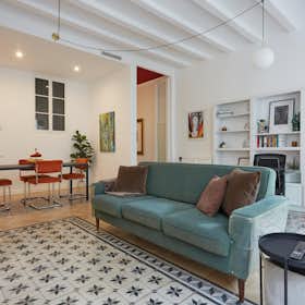 Apartment for rent for €2,100 per month in Barcelona, Carrer del Bonsuccés