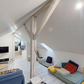 私人房间 正在以 €410 的月租出租，其位于 Reims, Rue François Dor