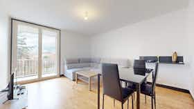 Apartamento para alugar por € 1.150 por mês em Clermont-Ferrand, Allée des Capucines
