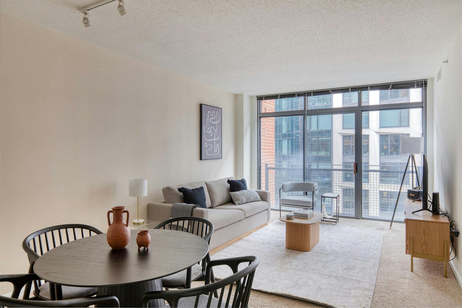 Apartament de închiriat pentru $5,084 pe lună în Washington, D.C., I Street Southeast