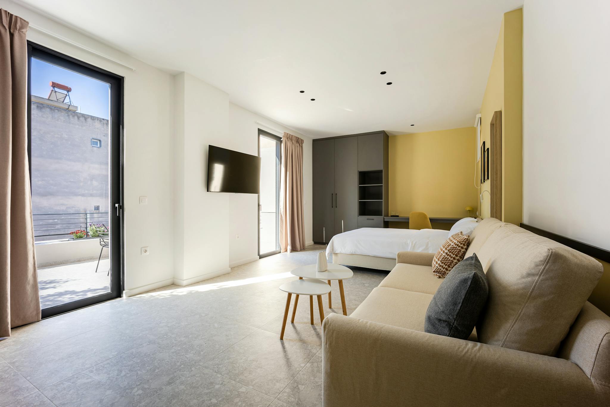 Kallifrona, Athens preview