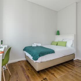 Private room for rent for €790 per month in Lisbon, Rua Filipe Folque