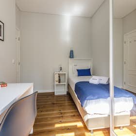 Private room for rent for €745 per month in Lisbon, Rua Filipe Folque