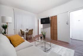 Apartment for rent for €1,450 per month in Vienna, Lackierergasse