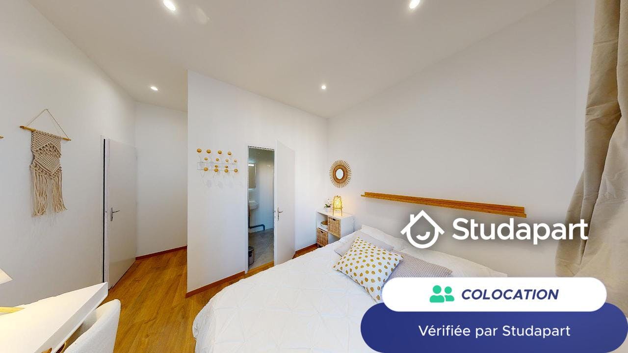 Private room for rent on Rue Commandant Fuzier, Lyon