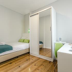 Private room for rent for €720 per month in Lisbon, Rua Filipe Folque