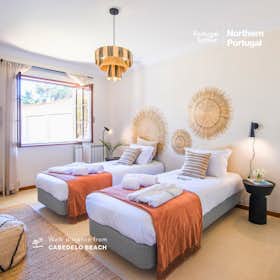 Huis te huur voor € 5.000 per maand in Viana do Castelo, Rua Pêro Galego