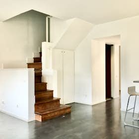 Apartamento for rent for 1860 € per month in Lisbon, Rua Vicente Dias