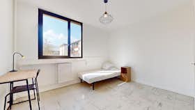 Отдельная комната сдается в аренду за 300 € в месяц в Grenoble, Rue Claude Kogan