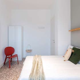 Privé kamer te huur voor € 605 per maand in Turin, Piazza Giosuè Carducci