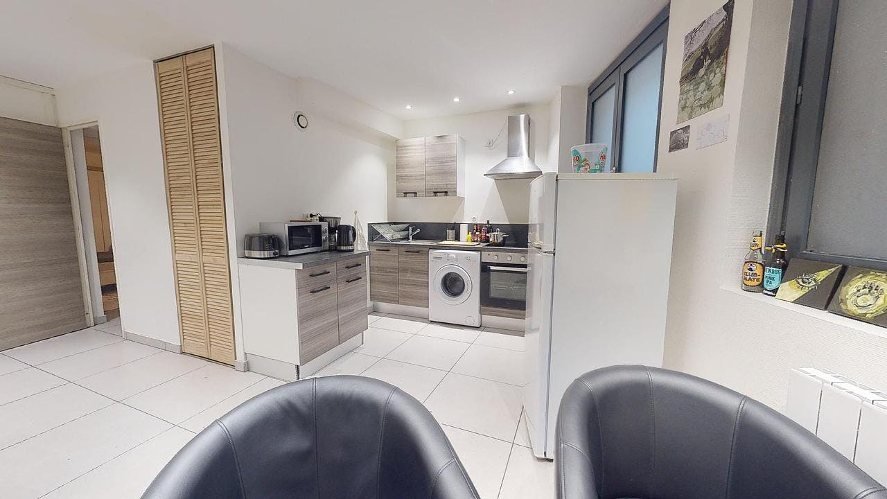 Private room for rent on Rue du Coin, Saint-Étienne - Όψη 6