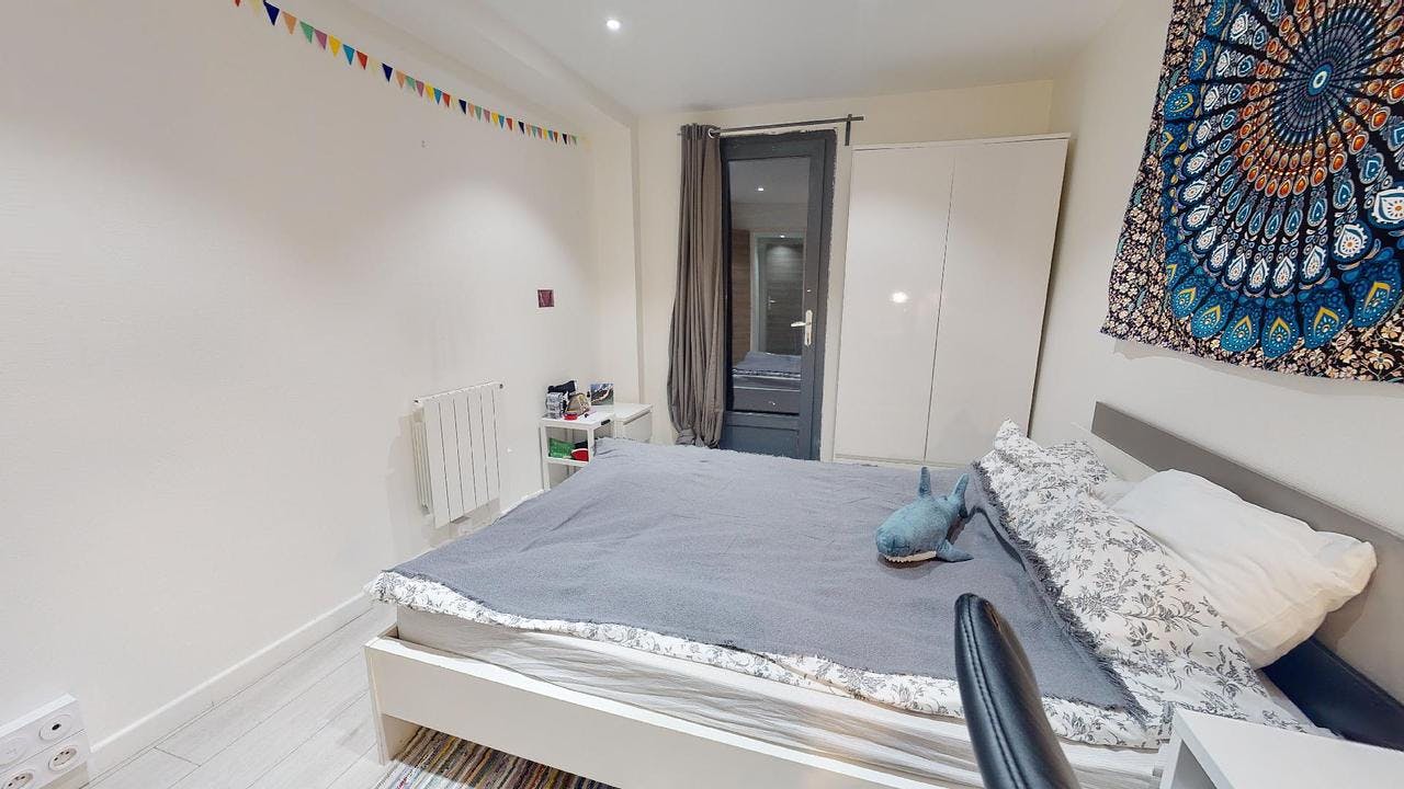 Private room for rent on Rue du Coin, Saint-Étienne - Όψη 3