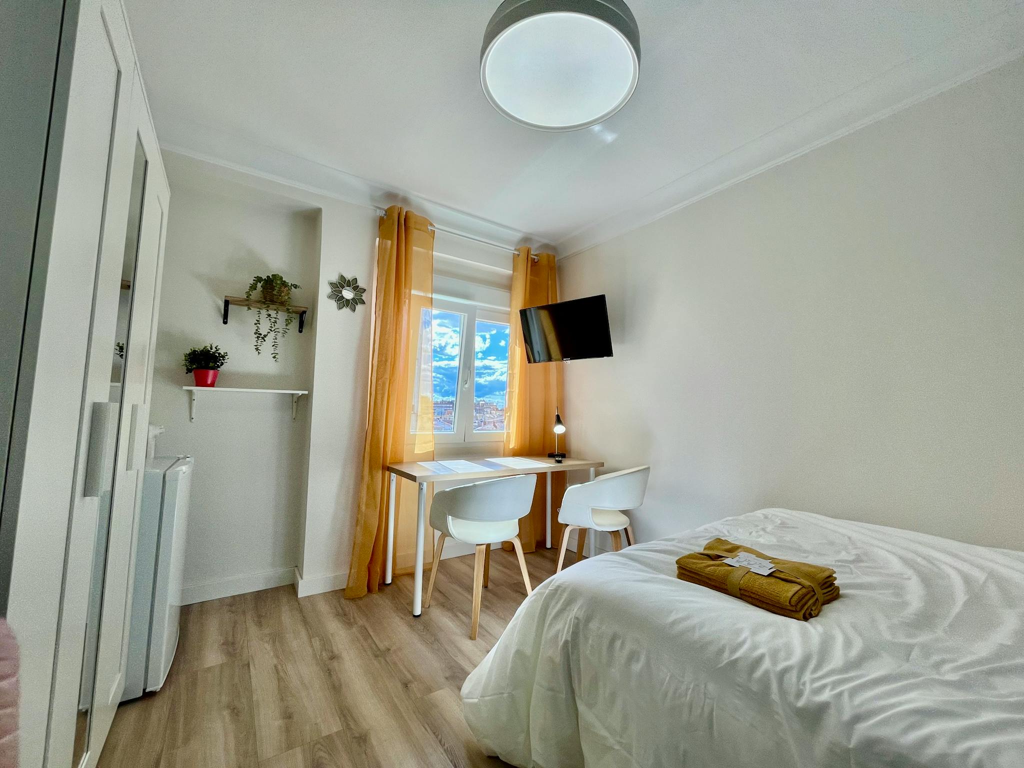 Avenida de Madrid, Zaragoza preview