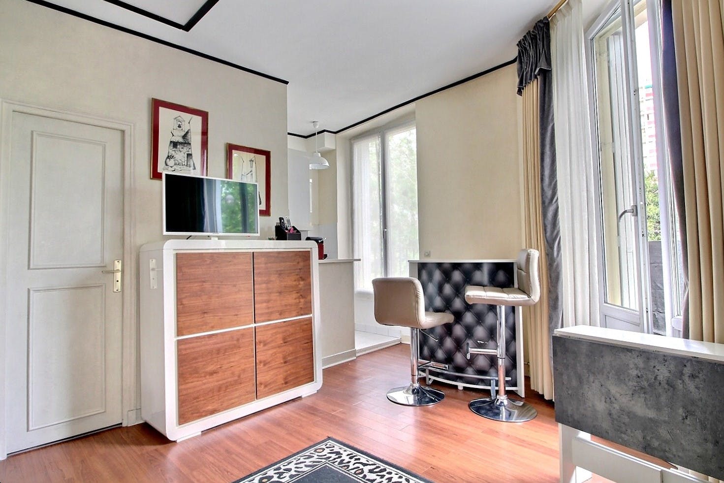 preview gallery tile