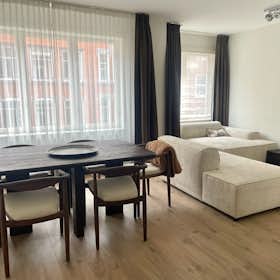 Apartment for rent for €4,000 per month in Amsterdam, Ruysdaelstraat