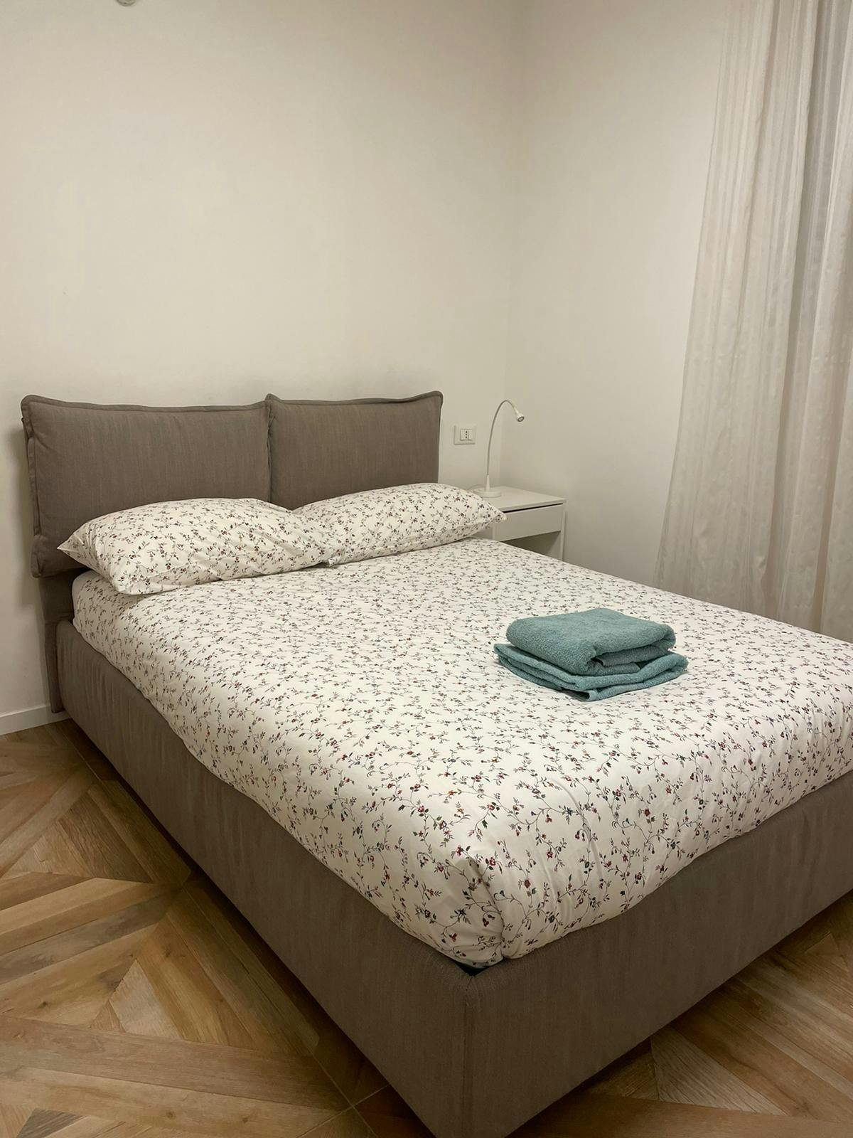 Via Giovanni Pezzotti, Milan