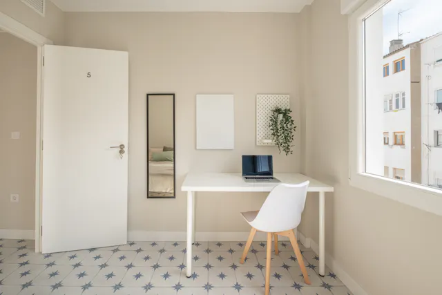 Private room in Calle Tarragona, Zaragoza (1505553) room image 2
