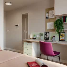 Habitación privada en alquiler por 1166 GBP al mes en London, High Road