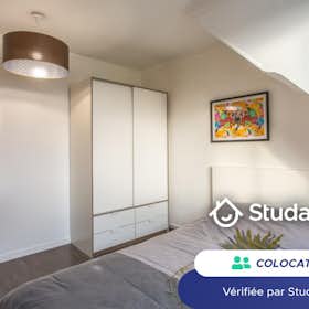 Private room for rent for €425 per month in Amiens, Rue Delambre