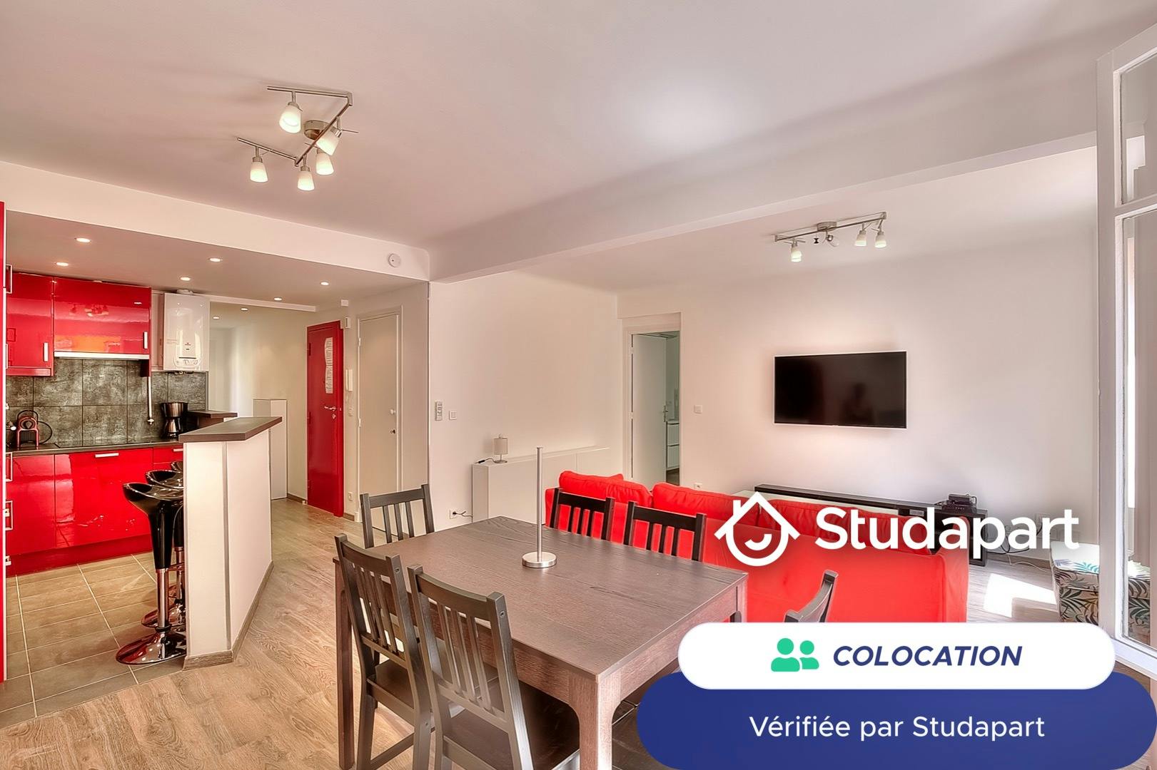 Private room for rent on Rue Sainte-Claire, Nice - Widok 3