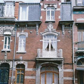 Apartment for rent for €520 per month in Lille, Rue du Port